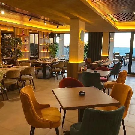 Milmari & N Lux 90 קופאוניק