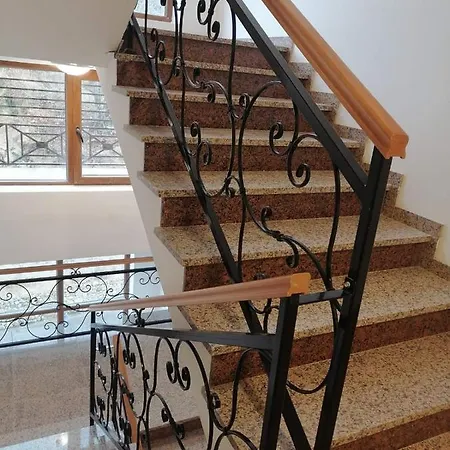 Apartment Milmari & N Lux 90