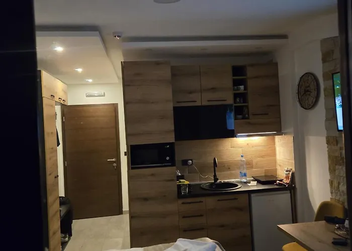 Milmari & N Lux 90 Κοπαόνικ